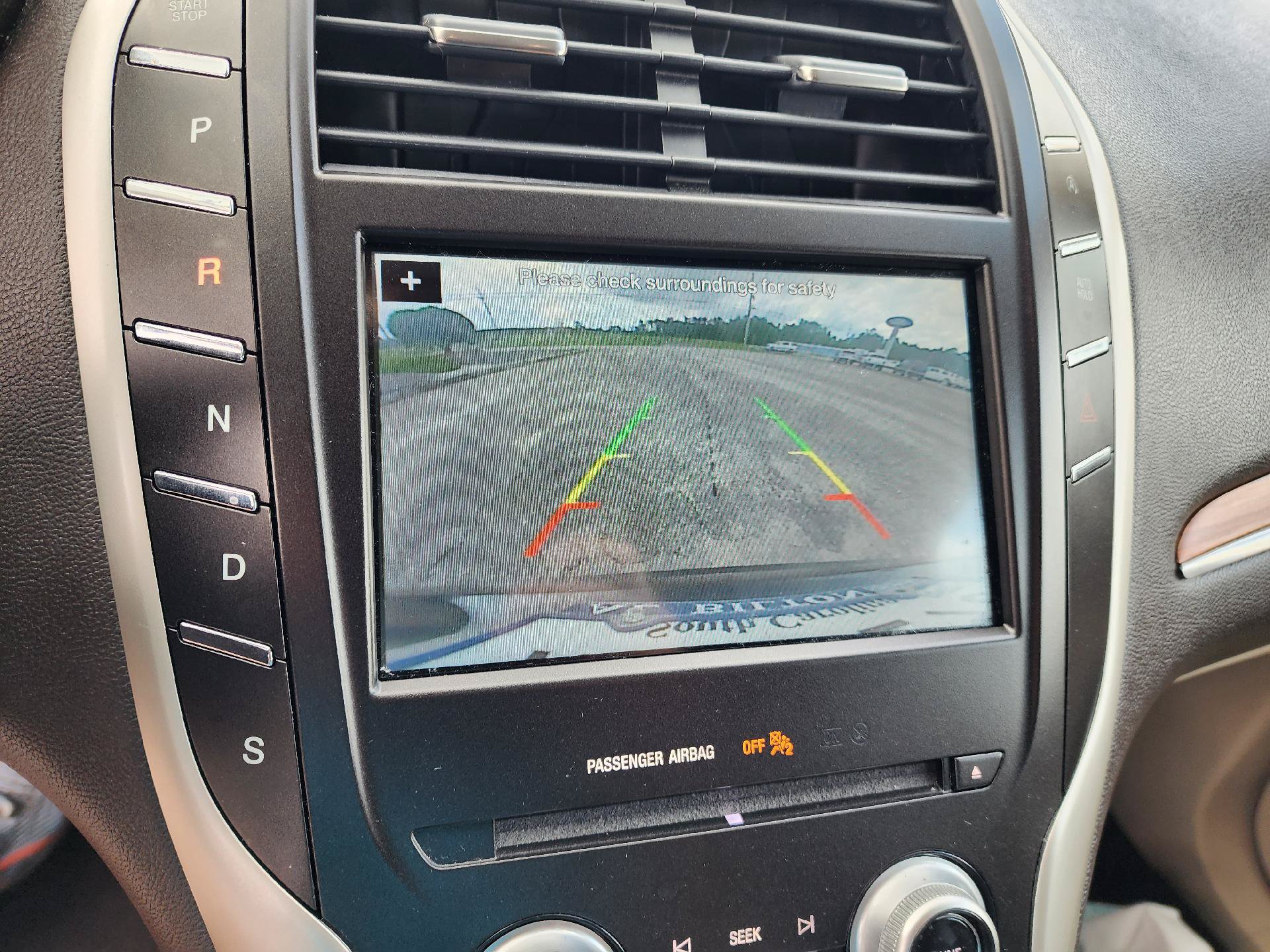 Used 2019 Lincoln MKC Select w/ Select Plus Package FWD image 10