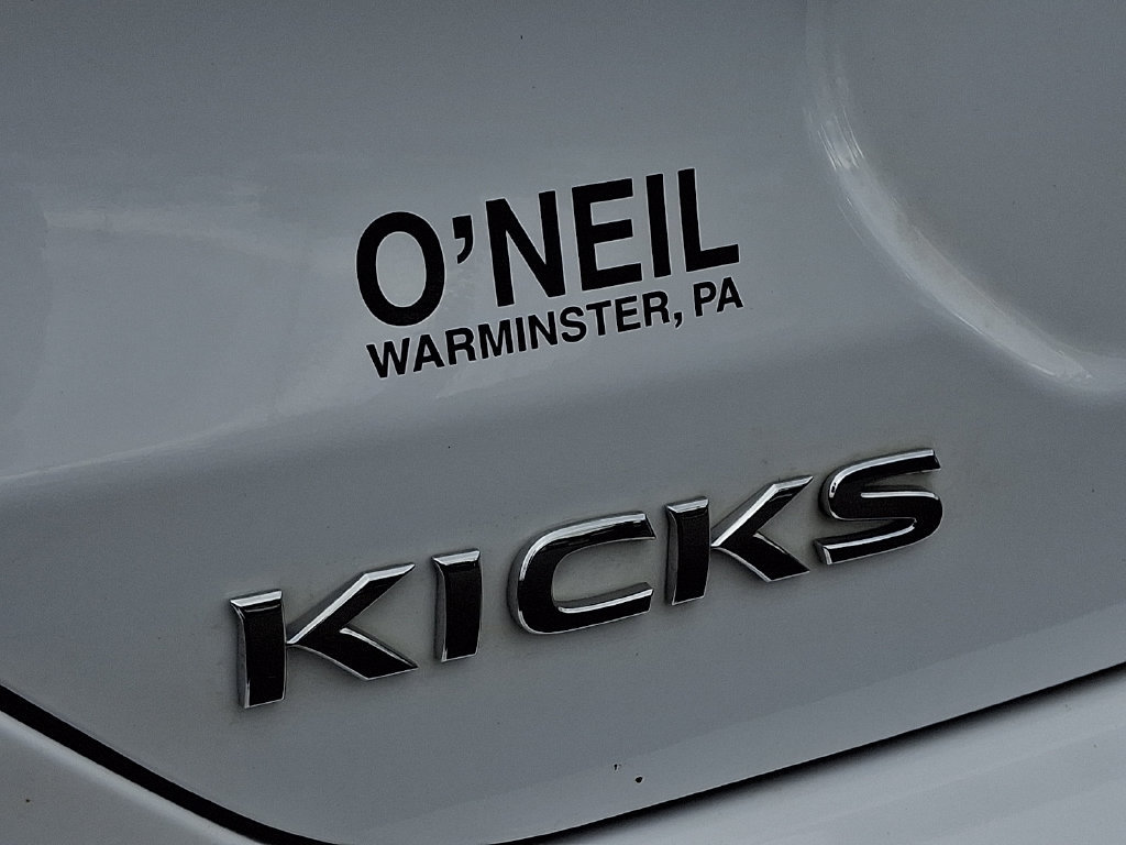 Certified 2023 Nissan Kicks SR w/ SR Premium Package FWD image 31