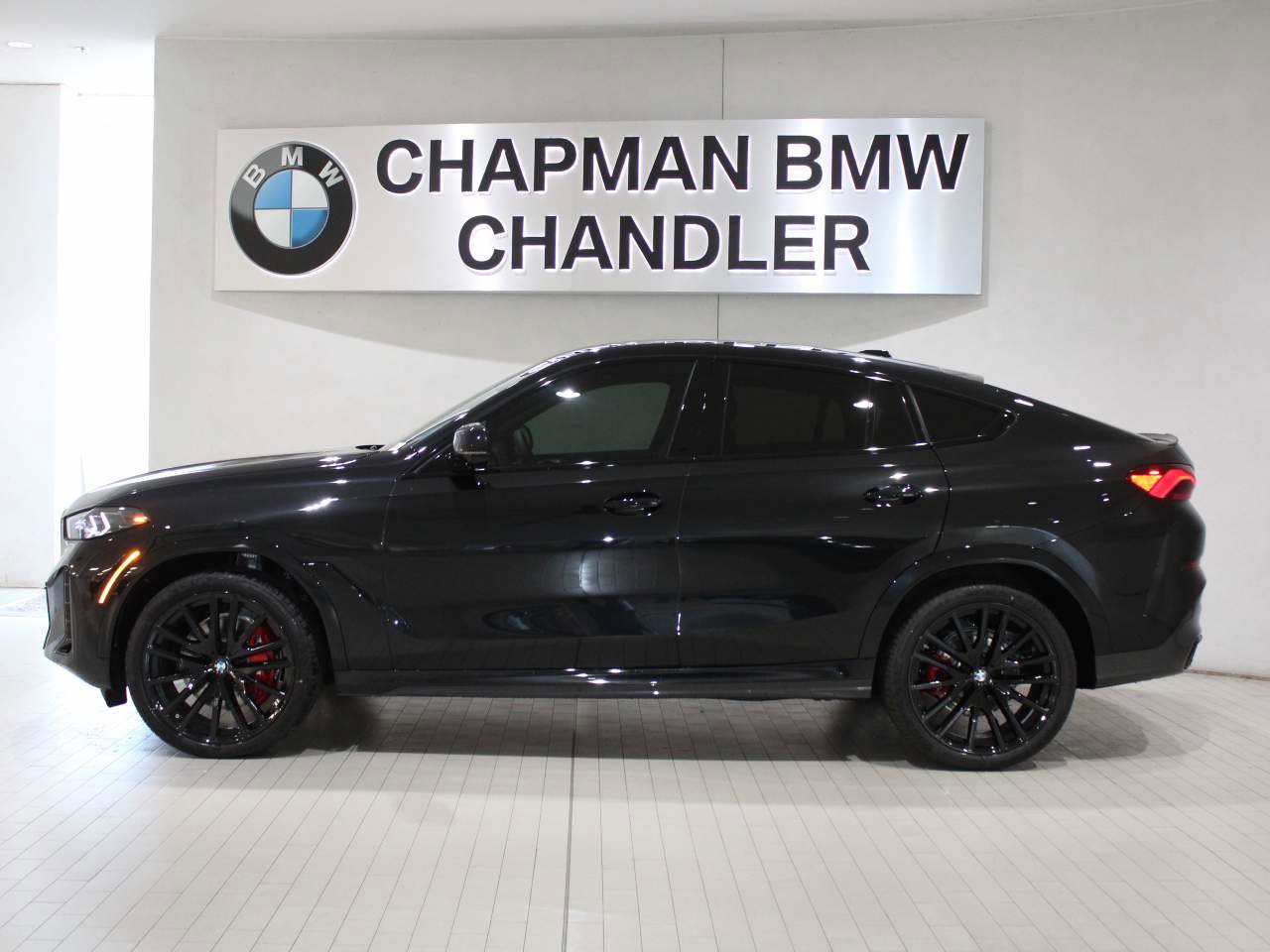 New 2026 BMW X6 xDrive40i image 3