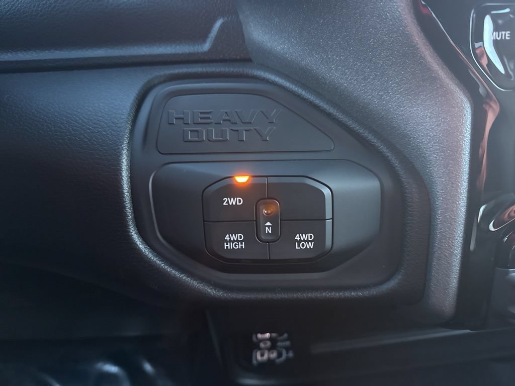 New 2026 RAM 2500 Tradesman AWD/4WD image 17