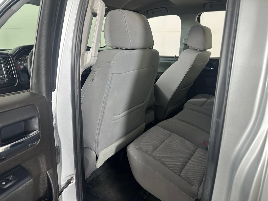 Used 2017 Chevrolet Silverado 1500 W/T AWD/4WD image 19