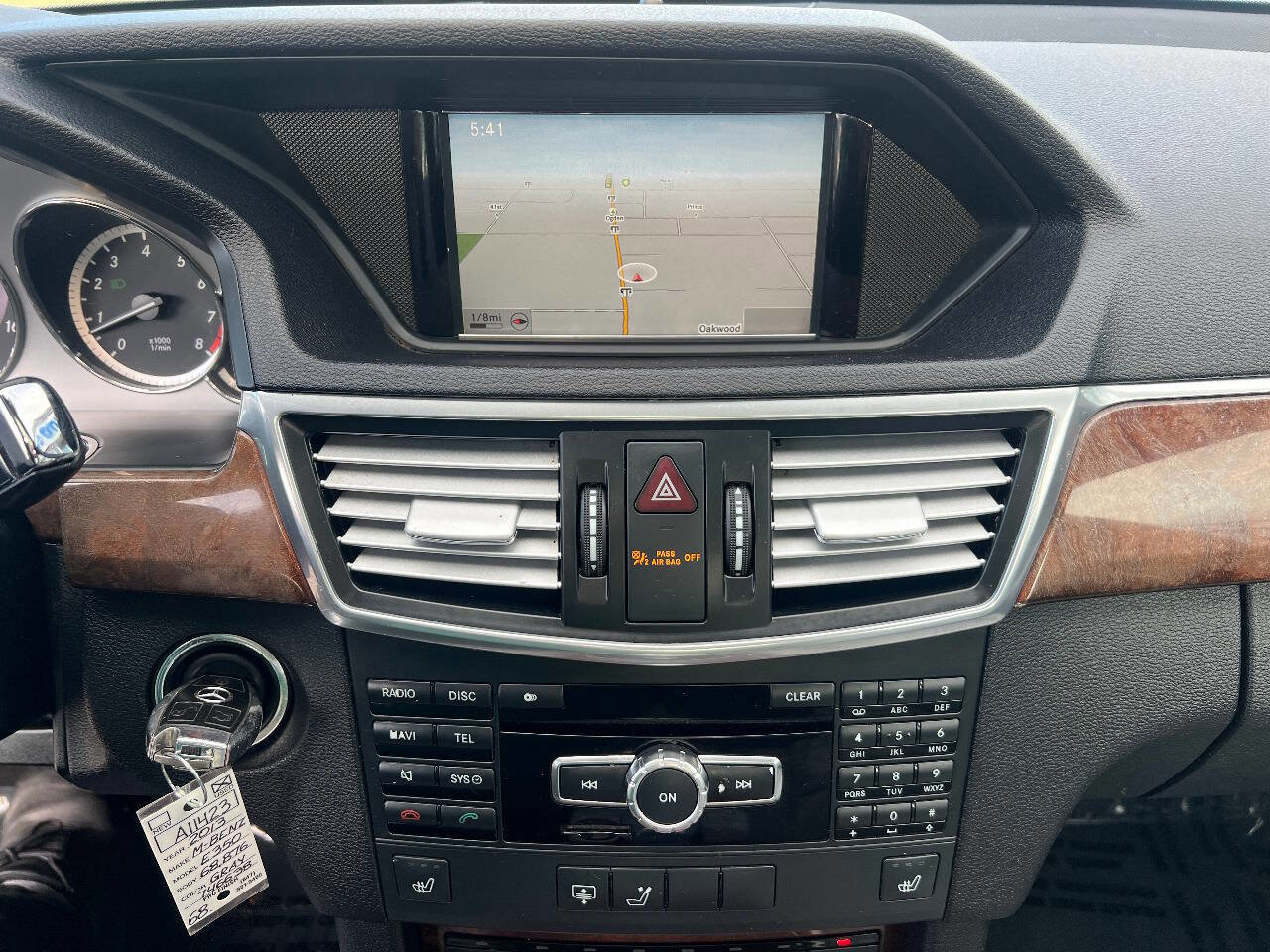 Used 2013 Mercedes-Benz E 350 4MATIC Sedan image 34