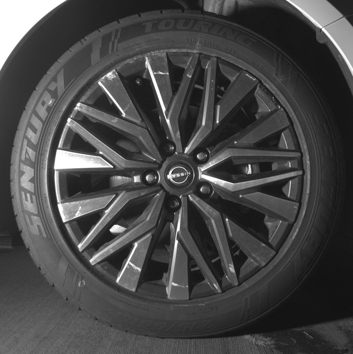 Used 2025 Nissan Altima 2.5 SV image 10