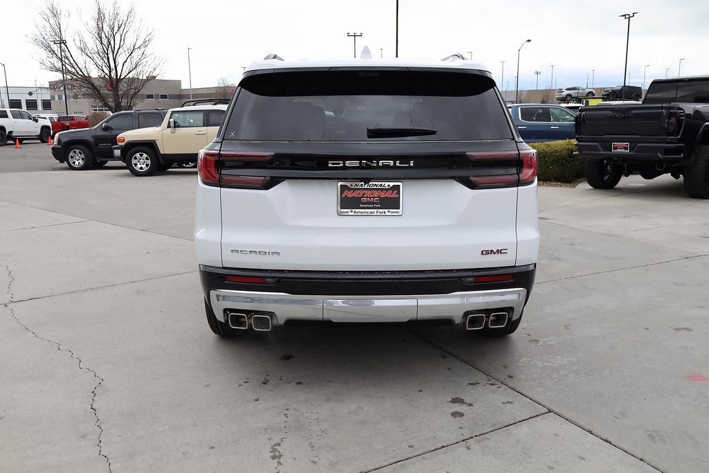 New 2026 GMC Acadia Denali w/ Super Cruise Package FWD image 5