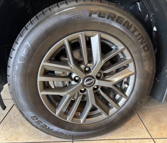 Used 2023 Nissan Rogue S FWD image 15