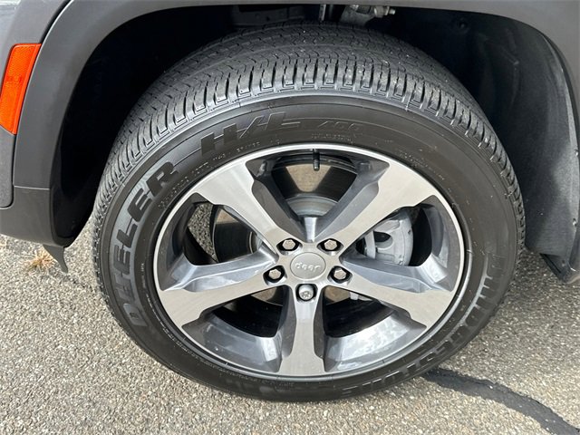 Used 2023 Jeep Grand Cherokee 4WD 4xe image 8