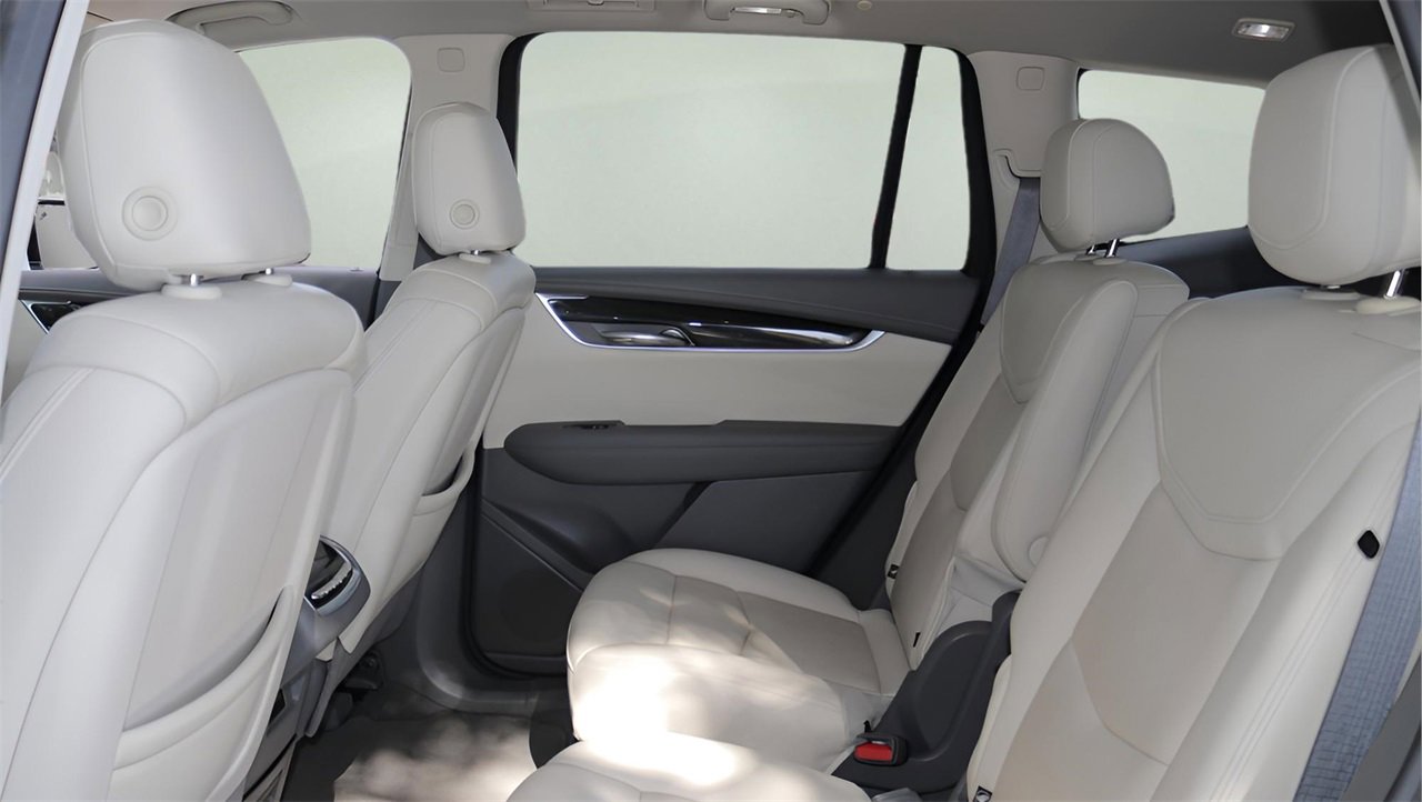 Certified 2021 Cadillac XT6 Premium Luxury image 13