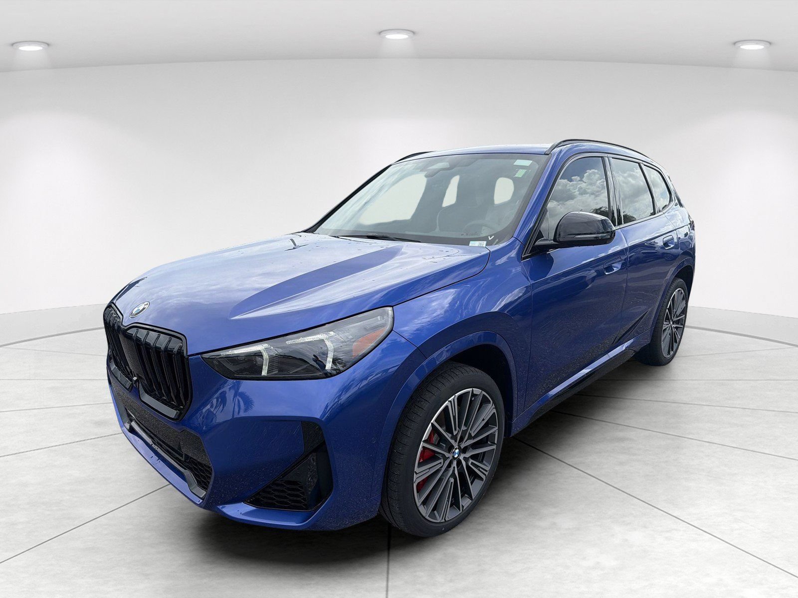 New 2026 BMW X1 xDrive28i w/ Technology Package AWD/4WD image 8