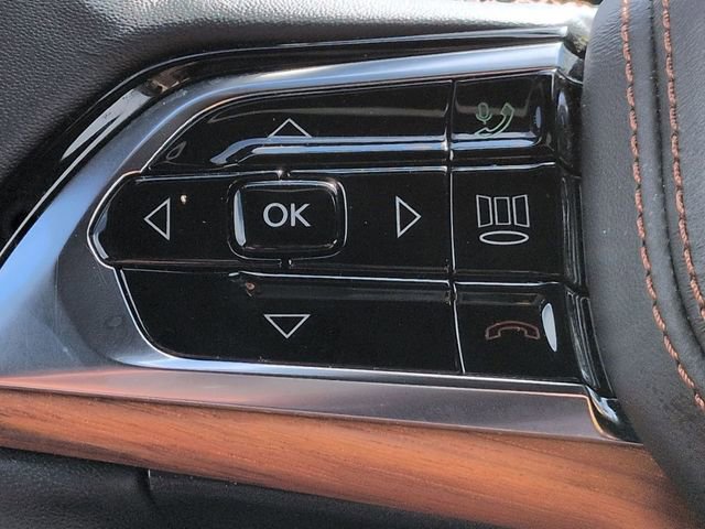 Certified 2025 Jeep Grand Cherokee Summit w/ Obsidian Package image 20