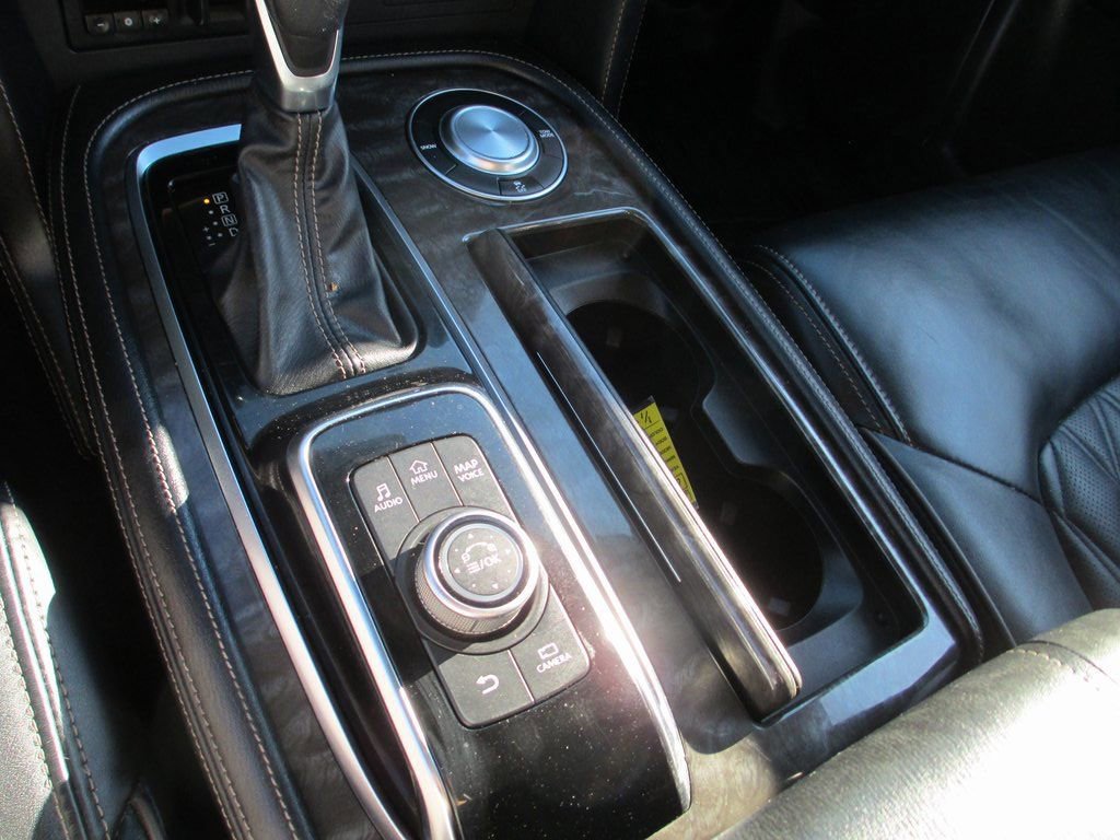 Used 2022 Nissan Armada Platinum w/ Captain's Chairs Package image 34