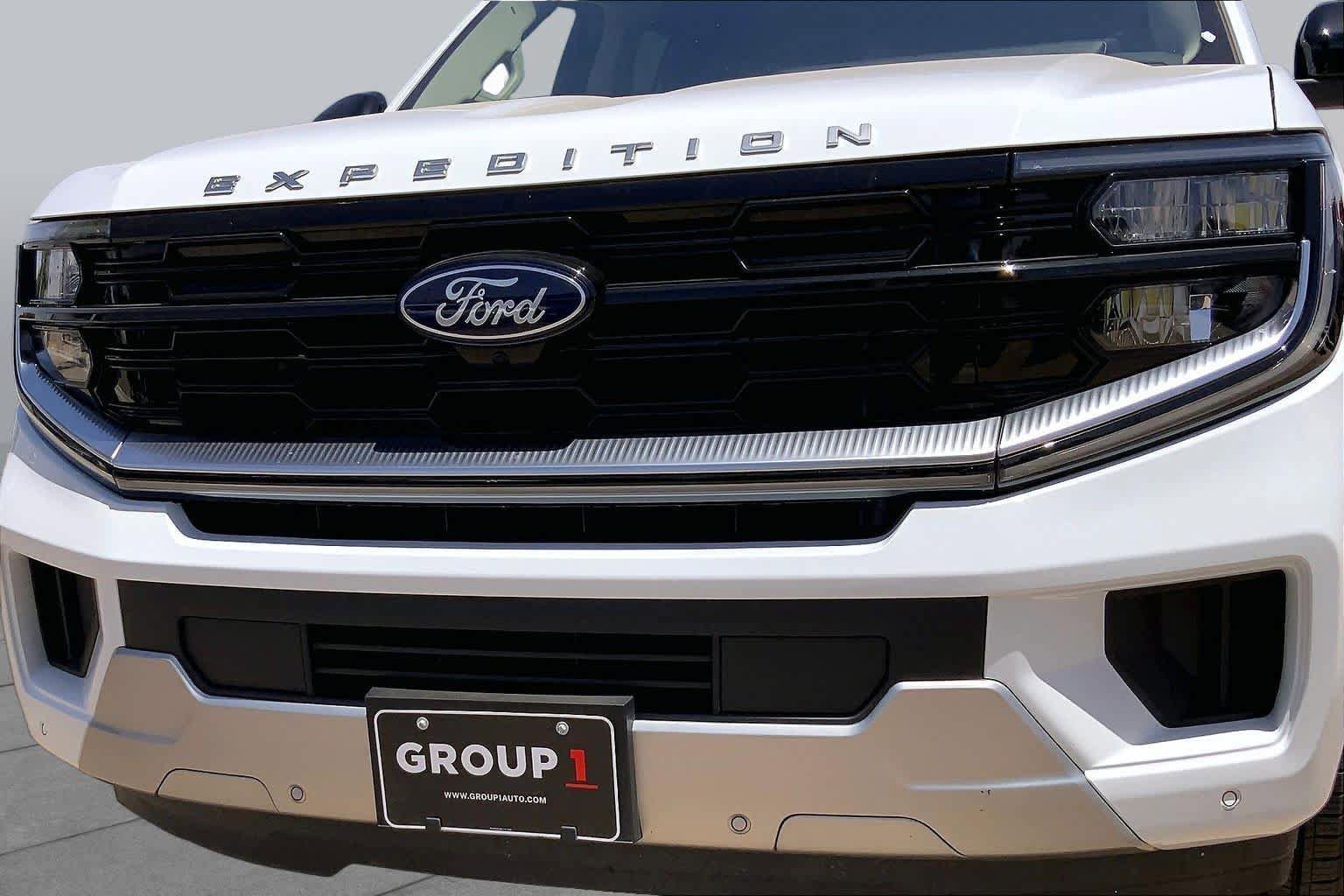 Used 2025 Ford Expedition Max Platinum AWD/4WD image 30