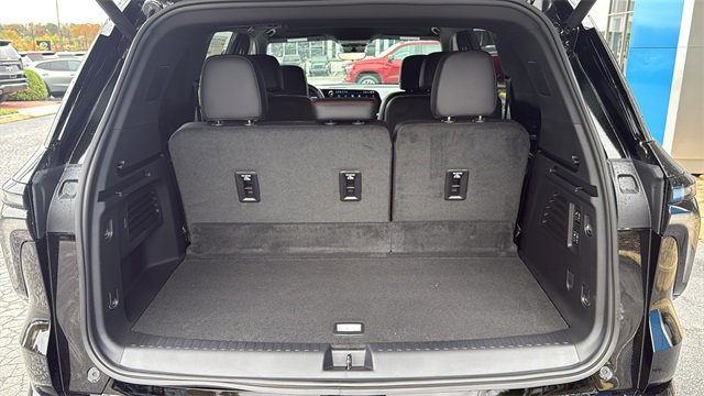 New 2026 Chevrolet Traverse RS w/ LPO, Floor Liner Package image 7