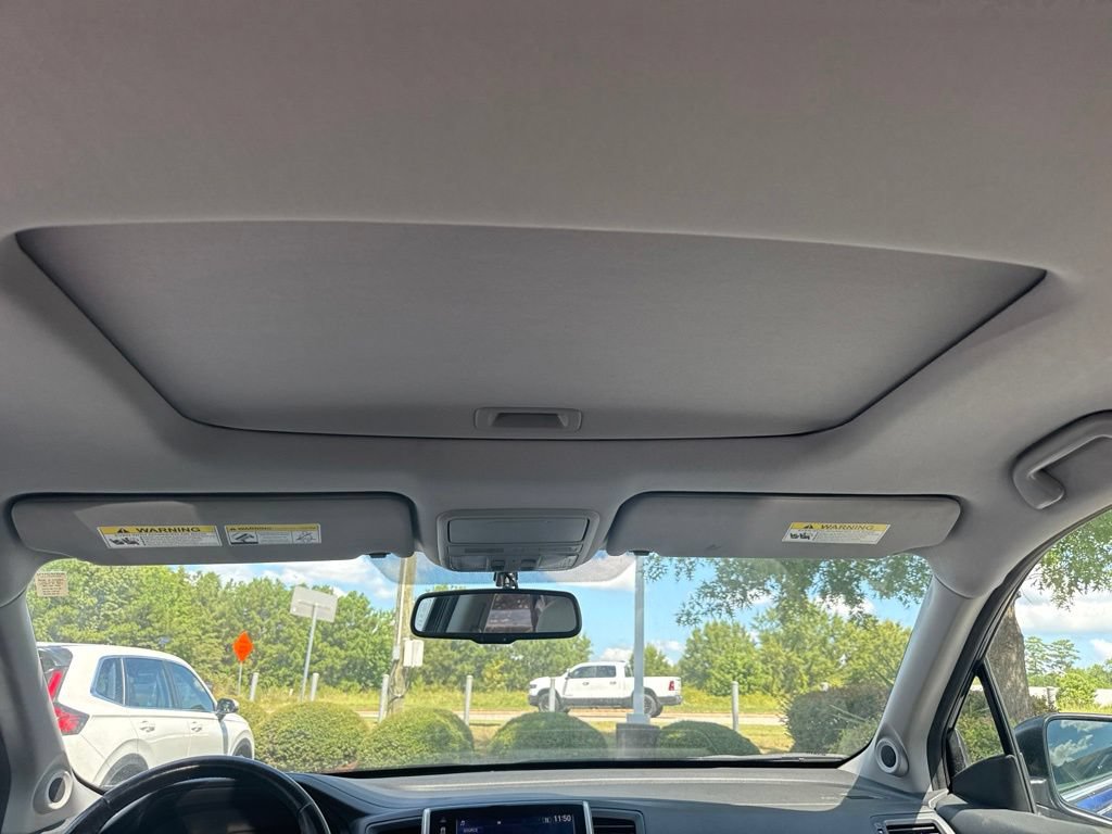 Certified 2017 Honda Pilot EX-L image 17