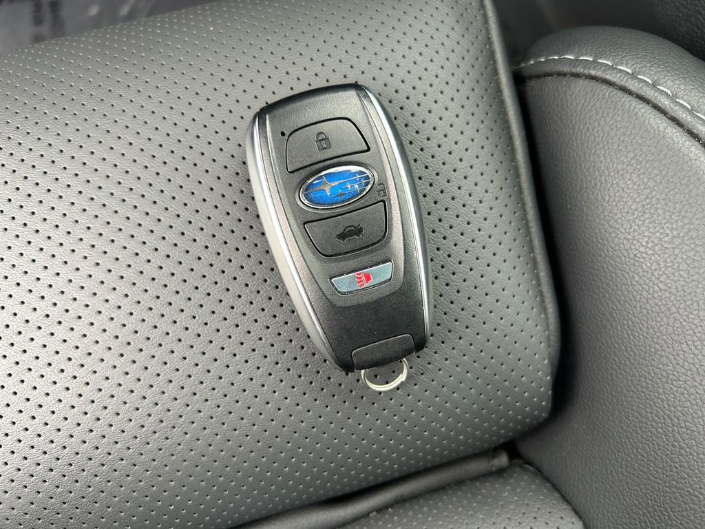 Used 2025 Subaru Outback Limited image 33