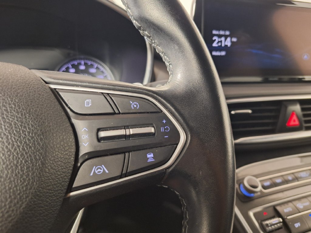 Used 2023 Hyundai Santa Fe SEL FWD image 18