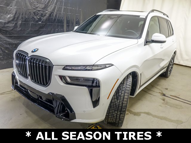 Used 2026 BMW X7 xDrive40i w/ Executive Package image 4