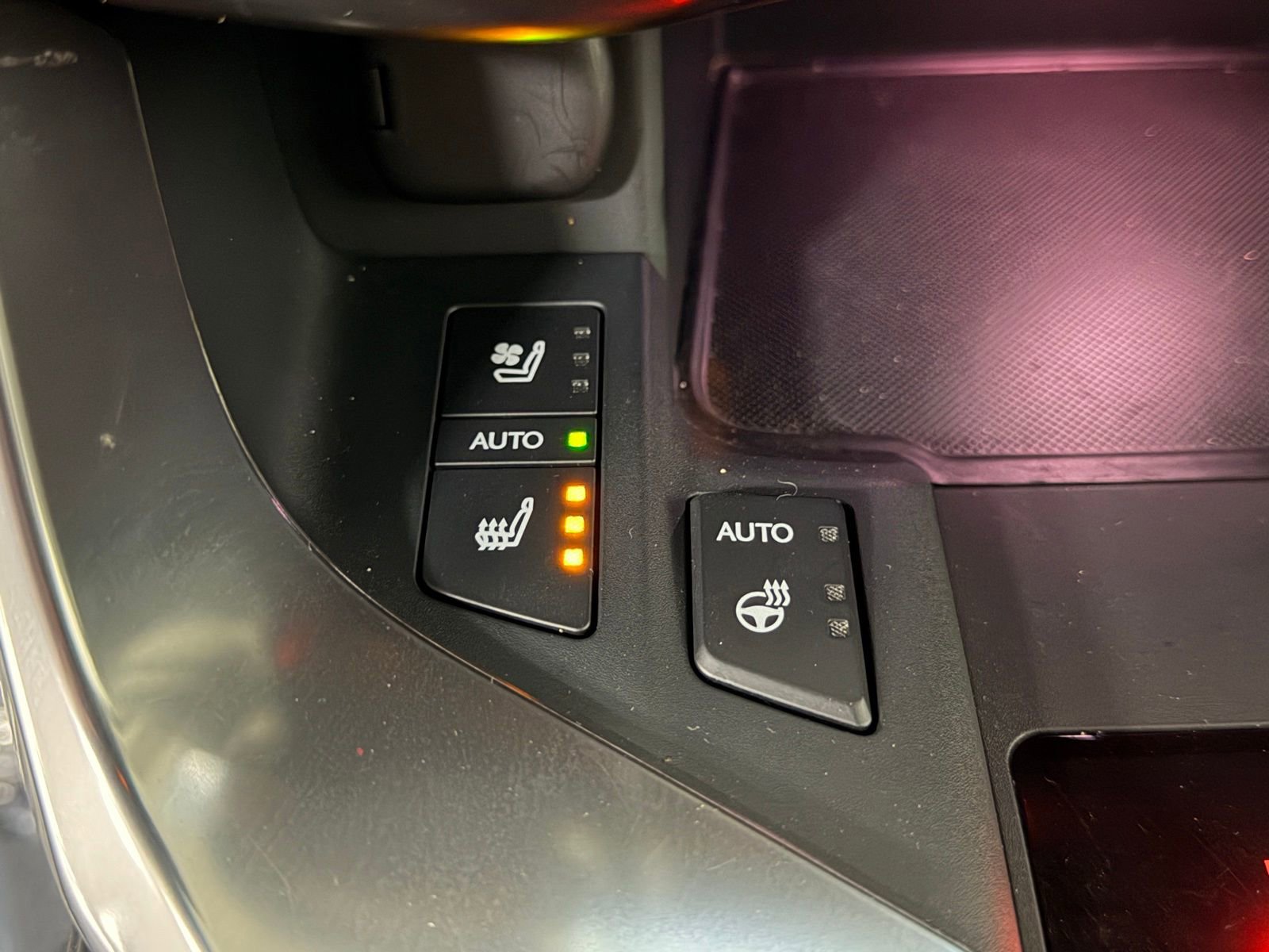 Used 2024 Lexus LX 600 4WD w/ Interior Upgrade Package image 36