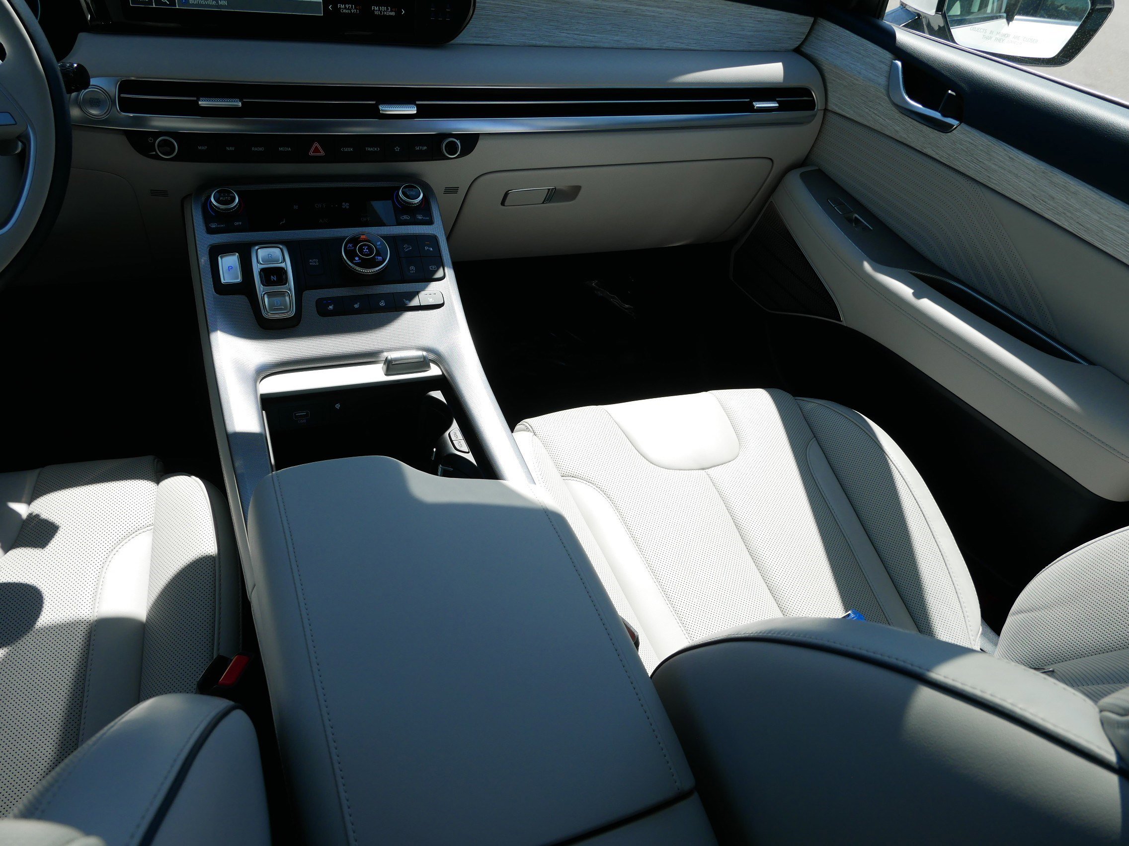 Used 2024 Hyundai Palisade Calligraphy AWD/4WD image 11