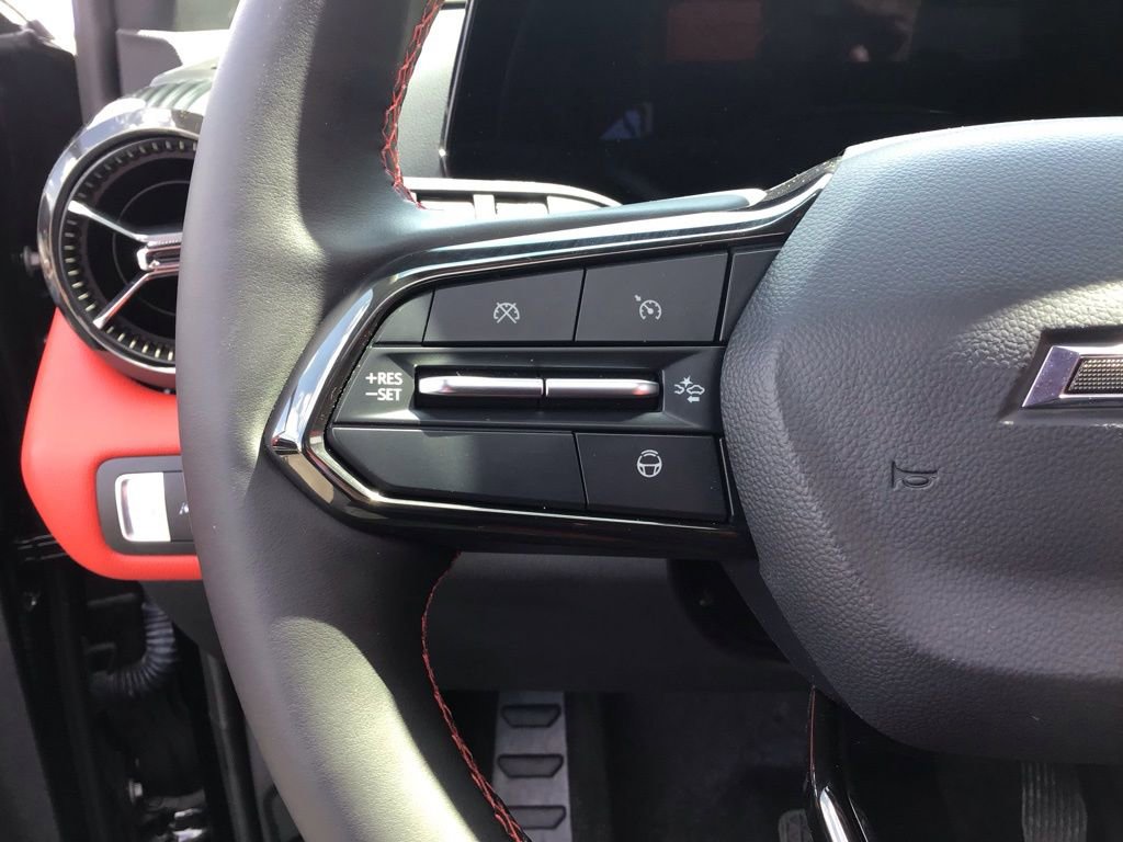 Used 2025 Chevrolet Blazer EV SS AWD/4WD image 34