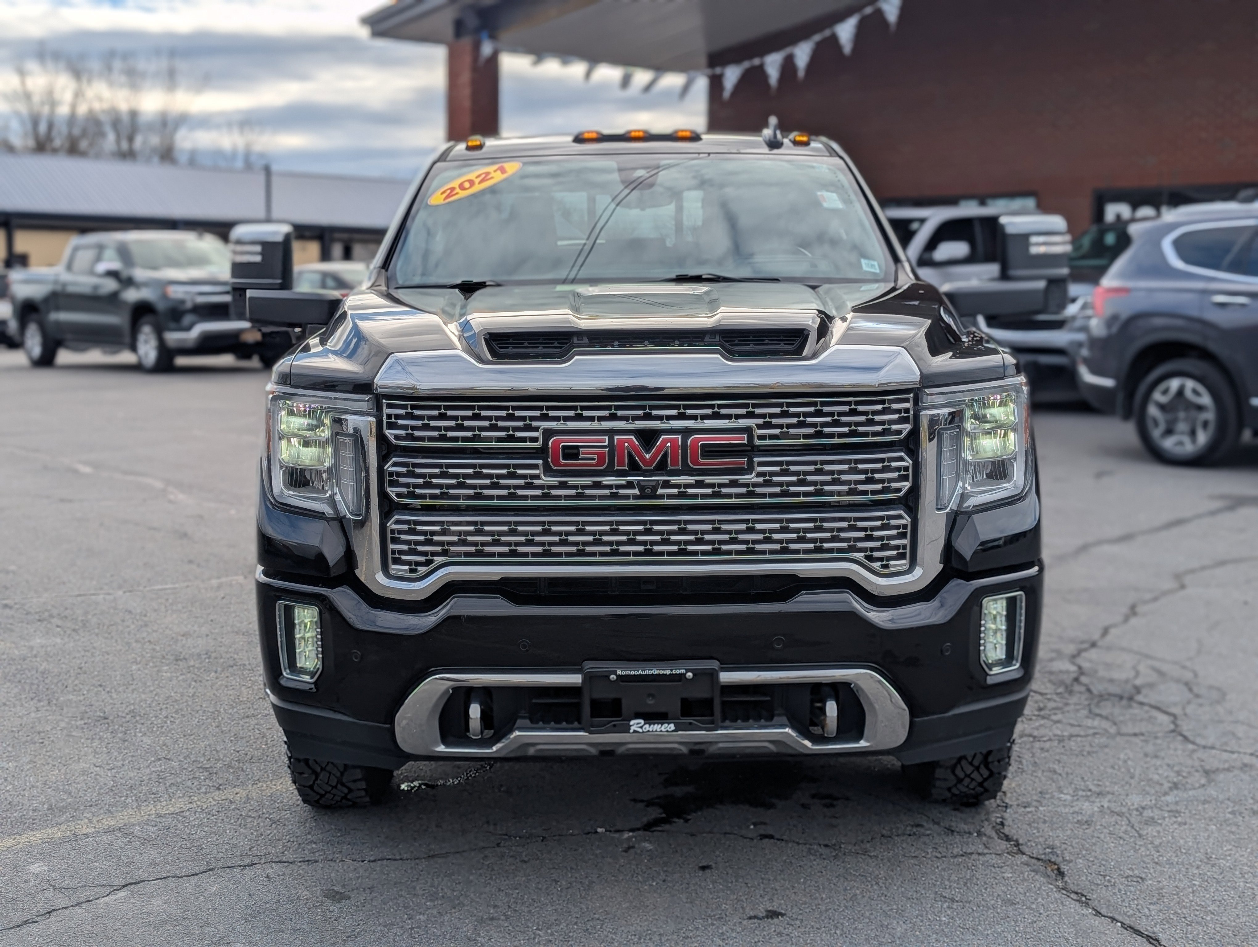 Used 2021 GMC Sierra 3500 Denali w/ Denali Ultimate Package image 15