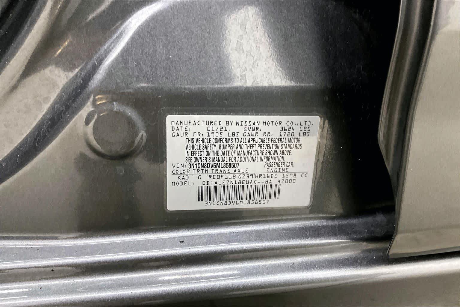Used 2021 Nissan Versa S FWD image 34