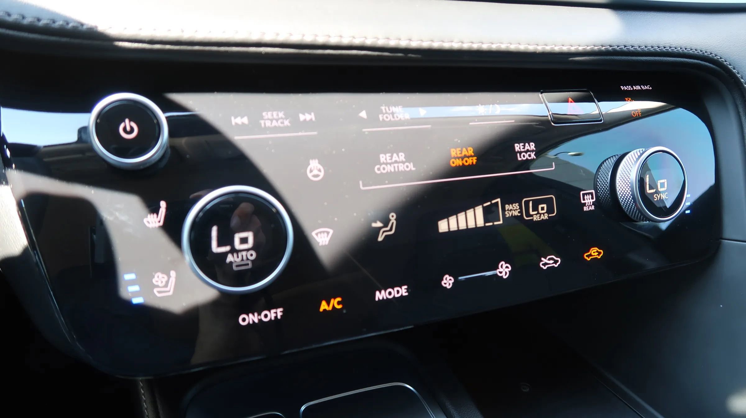 Used 2025 INFINITI QX60 Luxe image 36