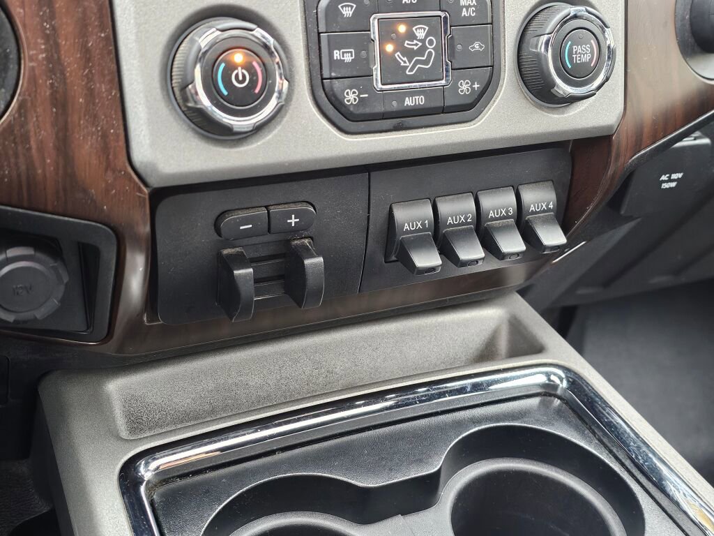 Used 2016 Ford F350 Lariat w/ Lariat Ultimate Package image 29