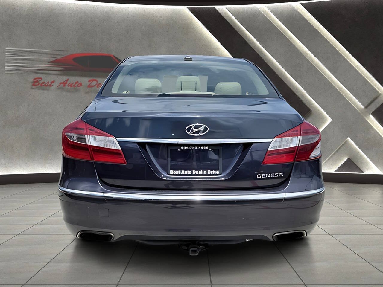 Used 2013 Hyundai Genesis 3.8 RWD image 7