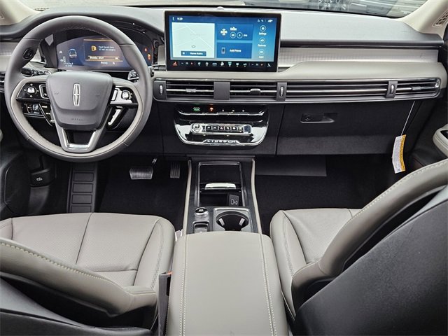 New 2025 Lincoln Corsair Premiere w/ Equipment Group 101A image 8