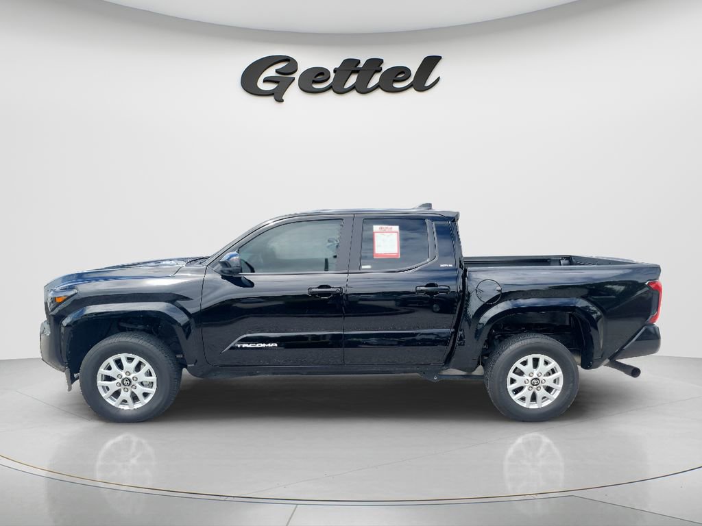 Certified 2024 Toyota Tacoma SR5 AWD/4WD image 7