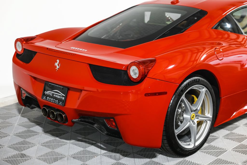 Used 2010 Ferrari 458 Italia Coupe RWD image 11
