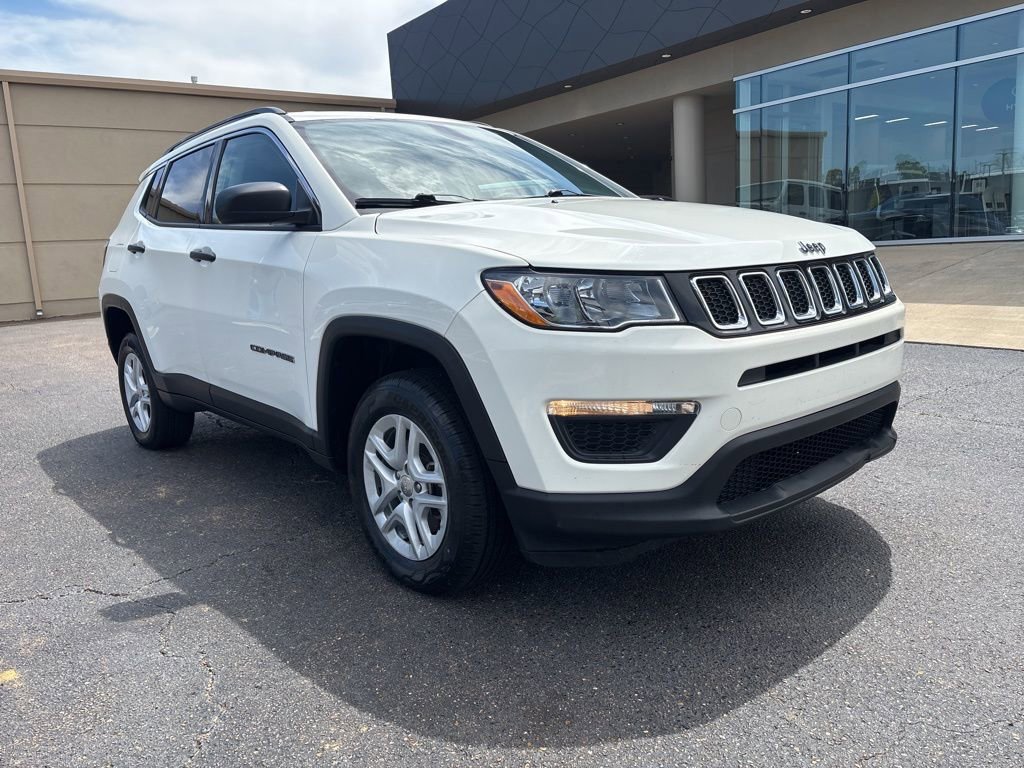 Used 2021 Jeep Compass Sport image 3