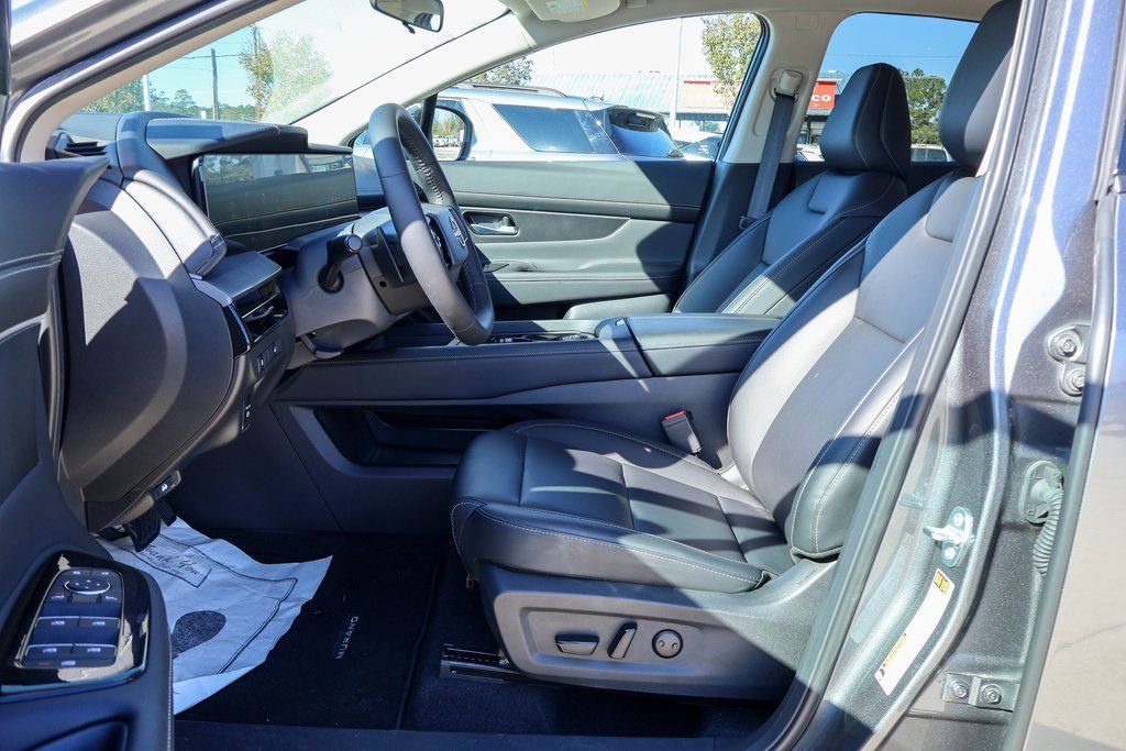 Certified 2025 Nissan Murano SV image 7