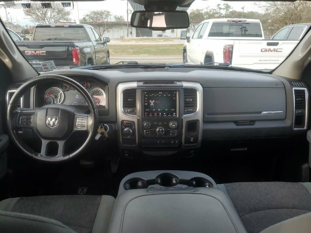 Used 2019 RAM 1500 Big Horn image 9