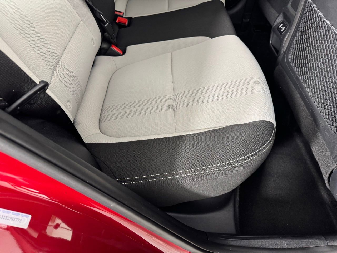 Used 2025 Hyundai Venue SEL image 29