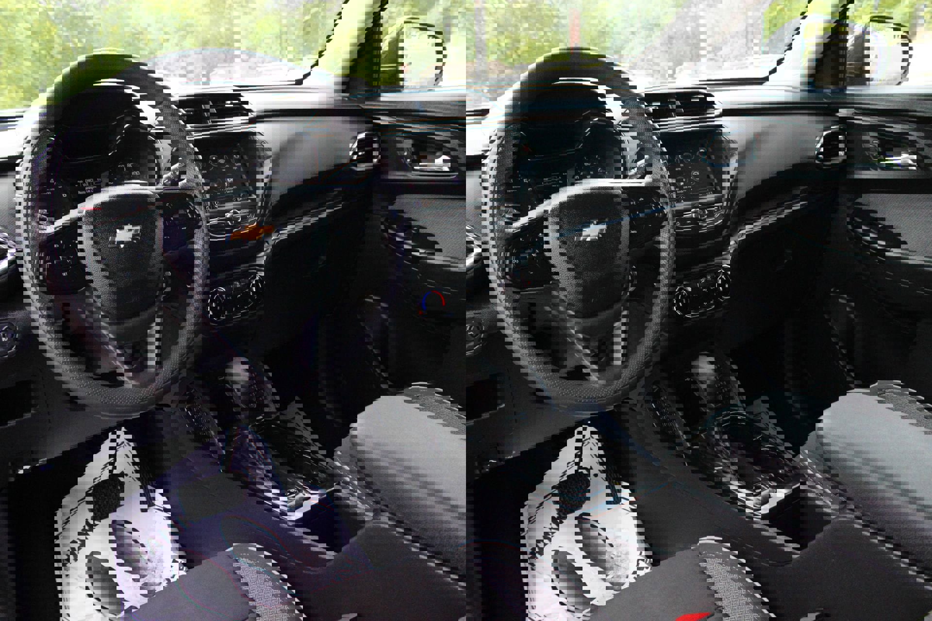 Used 2022 Chevrolet TrailBlazer LT FWD image 19