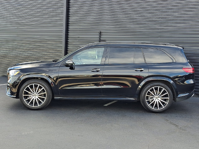 Used 2025 Mercedes-Benz GLS 450 4MATIC image 2