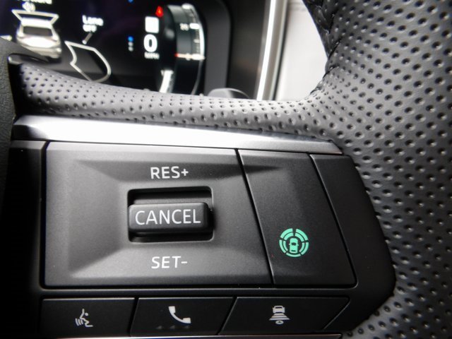 New 2025 Mitsubishi Outlander SEL image 34