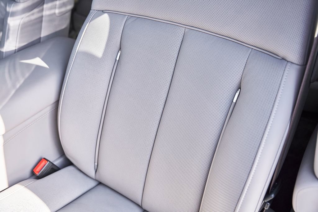Used 2025 Rolls-Royce Phantom Sedan RWD image 55