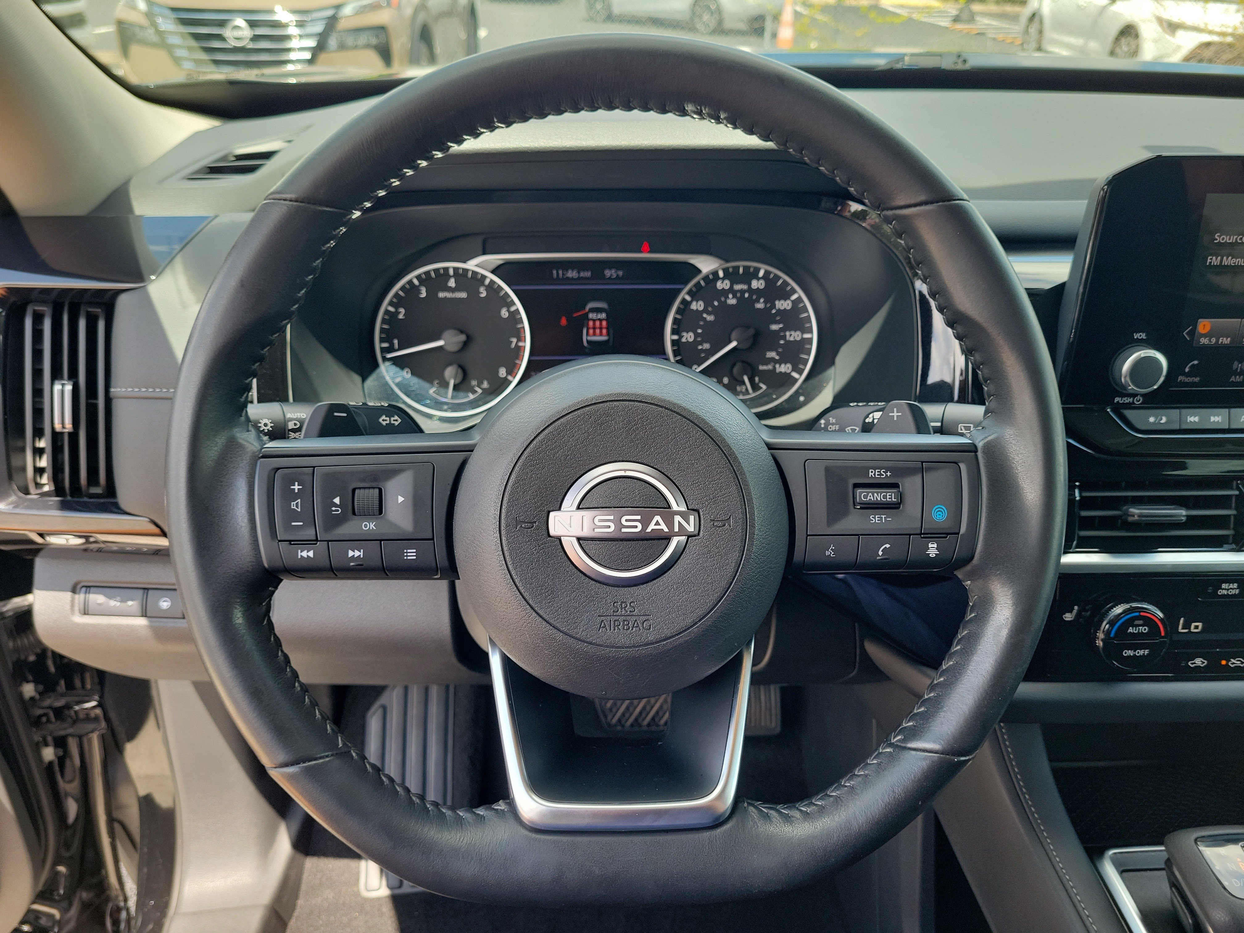Certified 2024 Nissan Pathfinder SV w/ Black Appearance Package FWD image 17