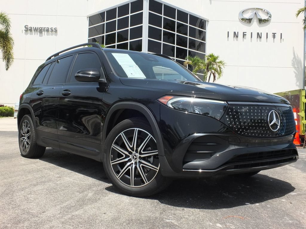 Used 2024 Mercedes-Benz EQB 300 4MATIC image 1