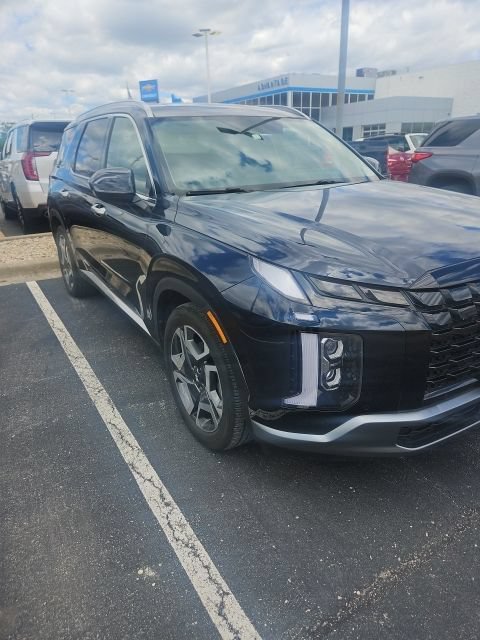 Used 2024 Hyundai Palisade Limited AWD/4WD image 3