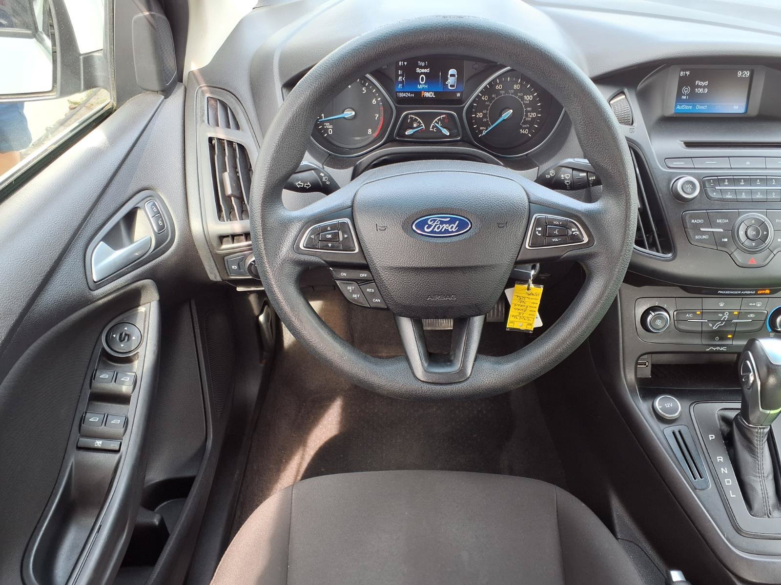 Used 2015 Ford Focus SE FWD image 5