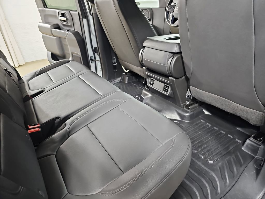 Certified 2022 GMC Sierra 3500 Pro w/ Convenience Package image 14