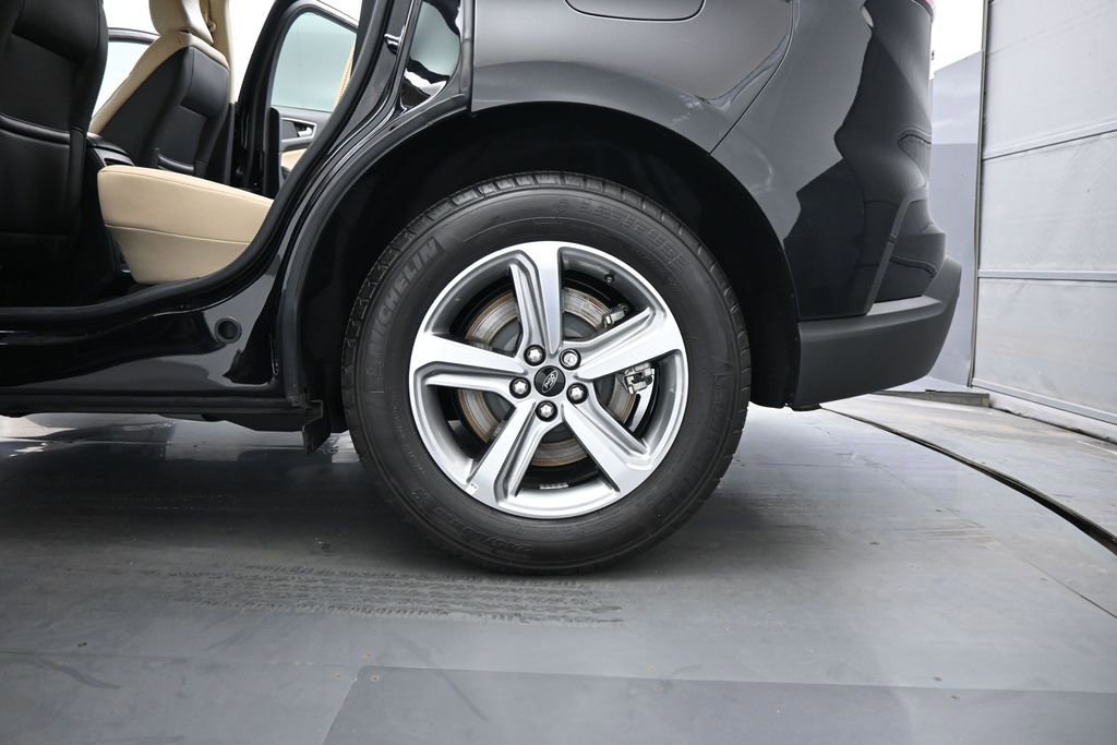 Certified 2023 Ford Edge SEL w/ Convenience Package AWD/4WD image 18