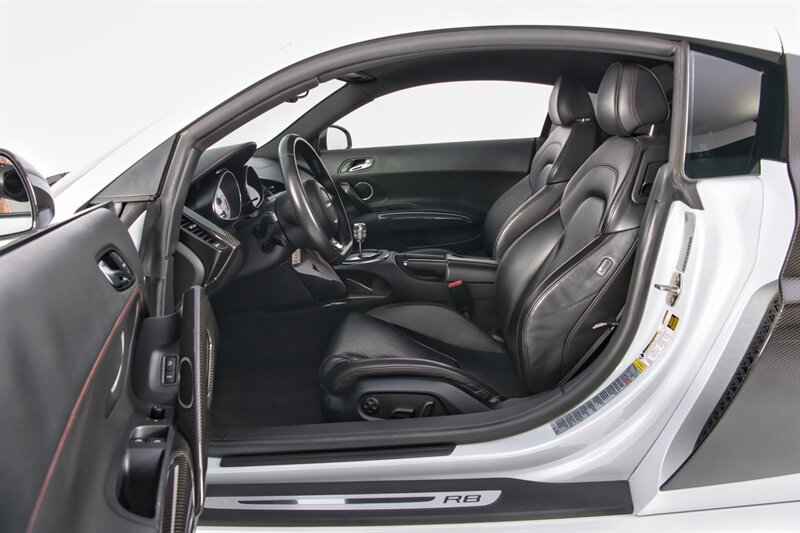 Used 2012 Audi R8 V10 AWD/4WD image 15