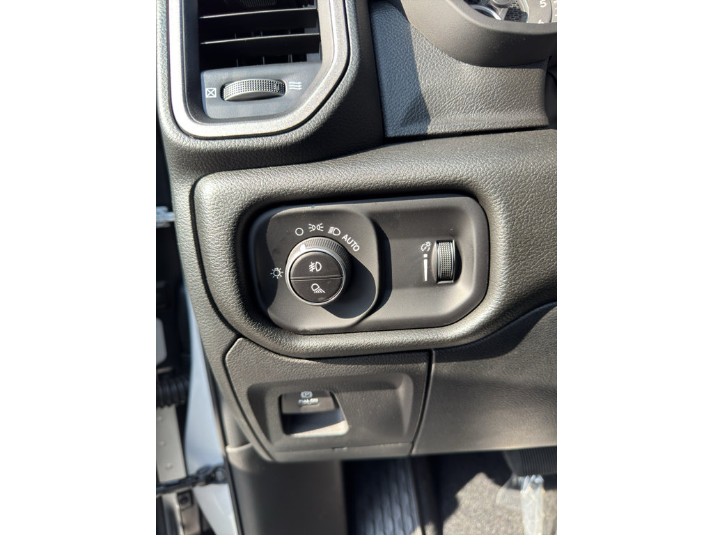 New 2026 RAM 1500 Warlock AWD/4WD image 26