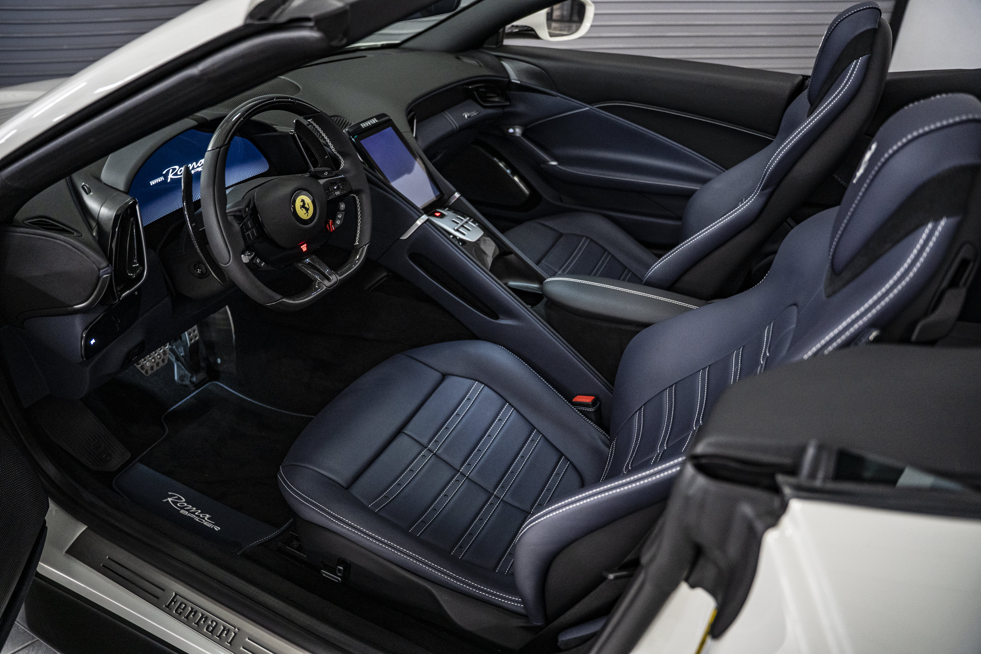 Used 2026 Ferrari Roma Spider RWD image 31