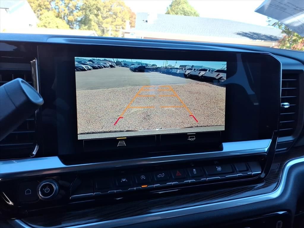 Used 2025 Chevrolet Silverado 1500 LT image 18