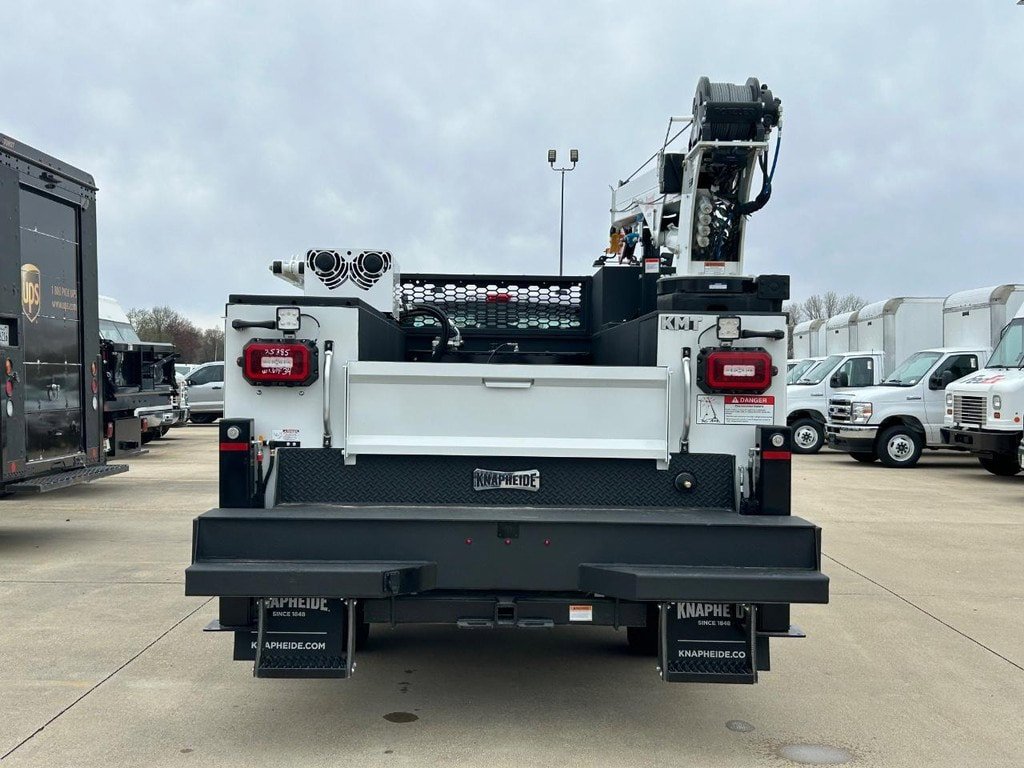New 2024 Ford F550 4x4 SuperCab Super Duty image 13